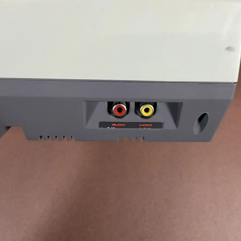 Nintendo Entertainment System NES-001 Console 1985